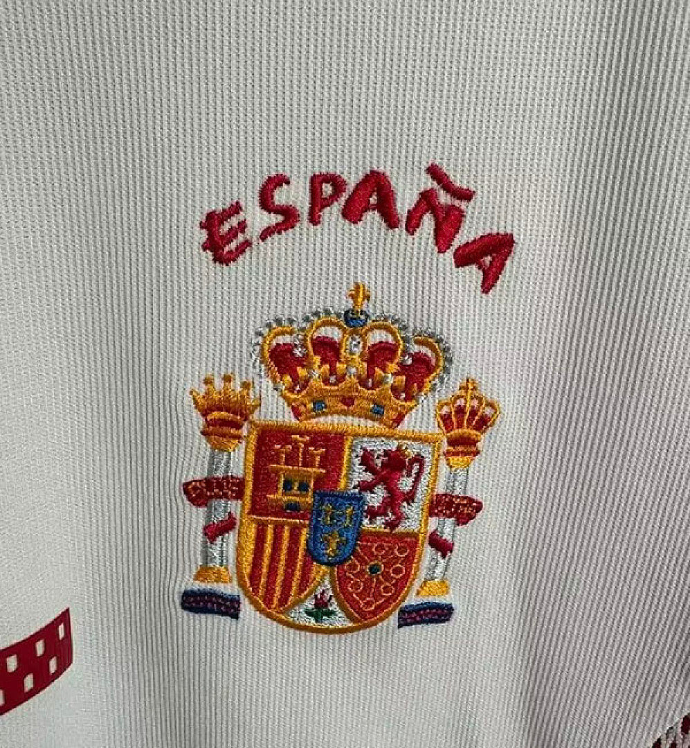 SPAIN 2002 AWAY RETRO JERSEY