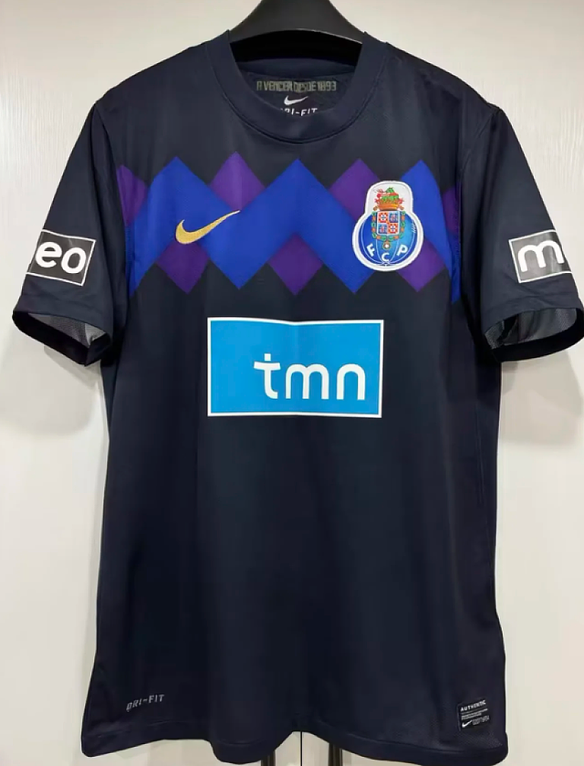 PORTO 2011 AWAY RETRO JERSEY
