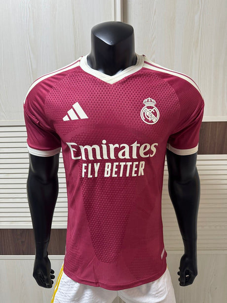 REAL MADRID 2026/27 MAGLIA EDIZIONE SPECIALE - Bordeaux, Terza maglia
