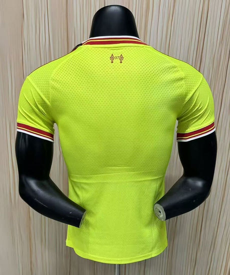 LIVERPOOL 2026/27 MAILLOT ÉDITION SPÉCIALE - Vert fluo