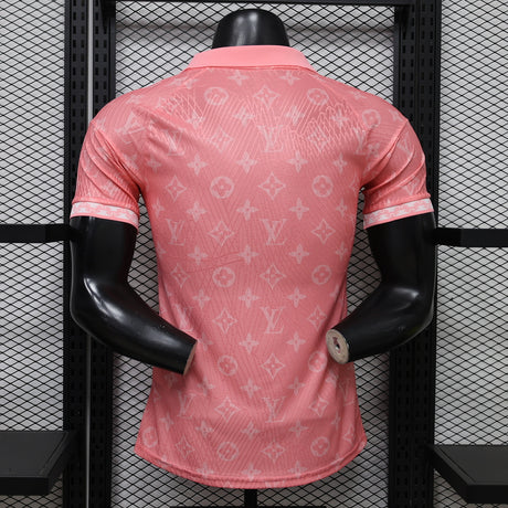 REAL MADRID 2026/27 MAGLIA EDIZIONE SPECIALE - Rosa