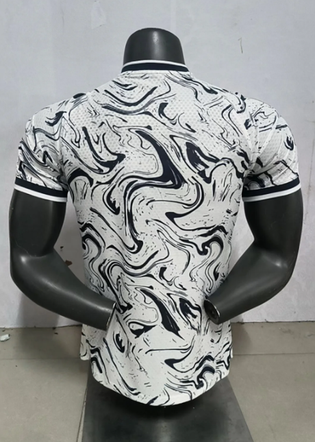 MANCHESTER UNITED 2026/27 MAGLIA ALLENAMENTO EDIZIONE SPECIALE - Nero, Bianco