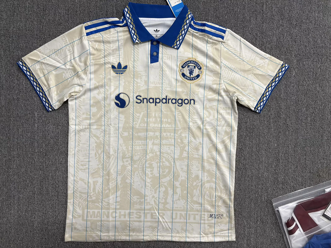 MANCHESTER UNITED 2026/27 SPECIAL EDITION JERSEY - Beige