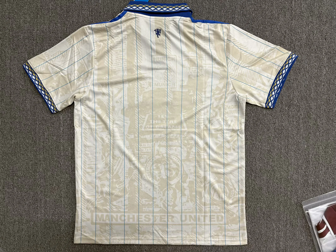 MANCHESTER UNITED 2026/27 SPECIAL EDITION JERSEY - Beige