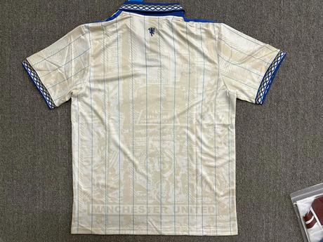 MANCHESTER UNITED 2026/27 MAILLOT ÉDITION SPÉCIALE - Beige