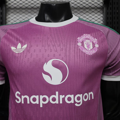 MANCHESTER UNITED 2026/27 CAMISETA DE ENTRENAMIENTO - Rosa