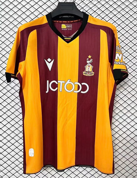BRADFORD CITY 2026/27 CAMISETA LOCAL - Granate/Ámbar