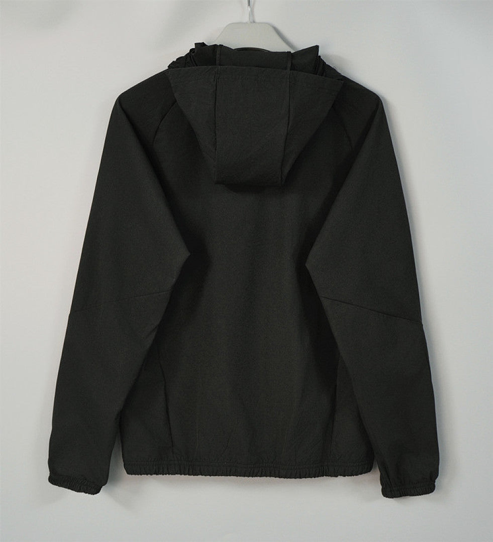 MANCHESTER UNITED 2026/27 HOODED WINDBREAKER JACKET - Black - back