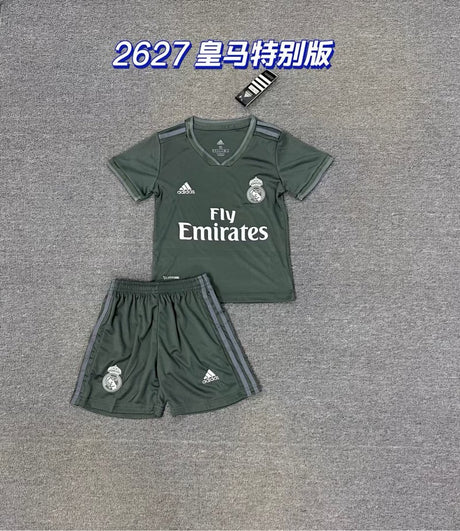REAL MADRID 2026/27 EQUIPACIÓN NIÑO EDICIÓN ESPECIAL - Verde Oscuro