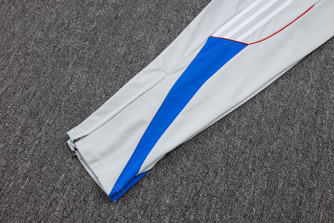 Bayern Munich 2025/26 Training Suit - Light Grey/Blue