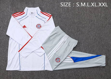 طقم تدريب Bayern Munich 2025/26 - أبيض/أزرق