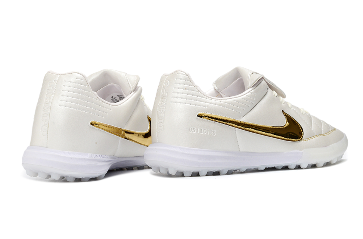 Nike Tiempo Ronaldinho