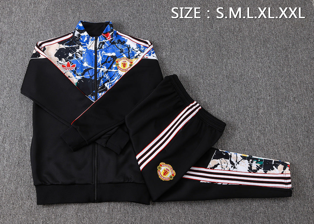 Manchester United 2026/27 Tracksuit - Black, Stone Roses