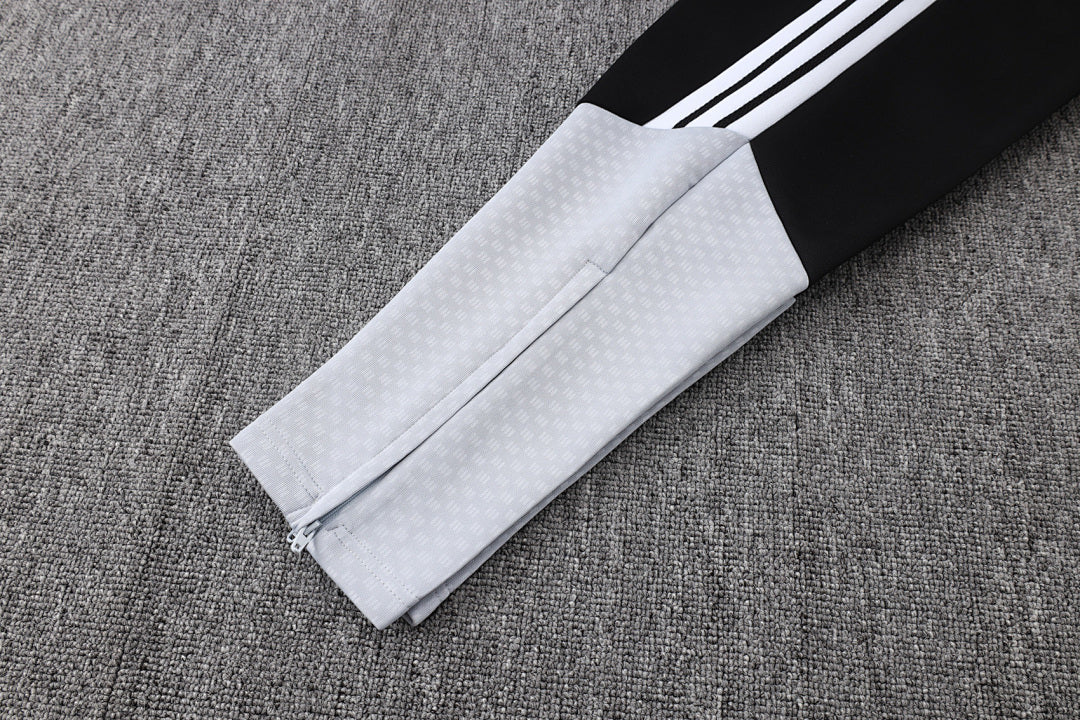 Real Madrid 2026/27 Tracksuit - White/Black